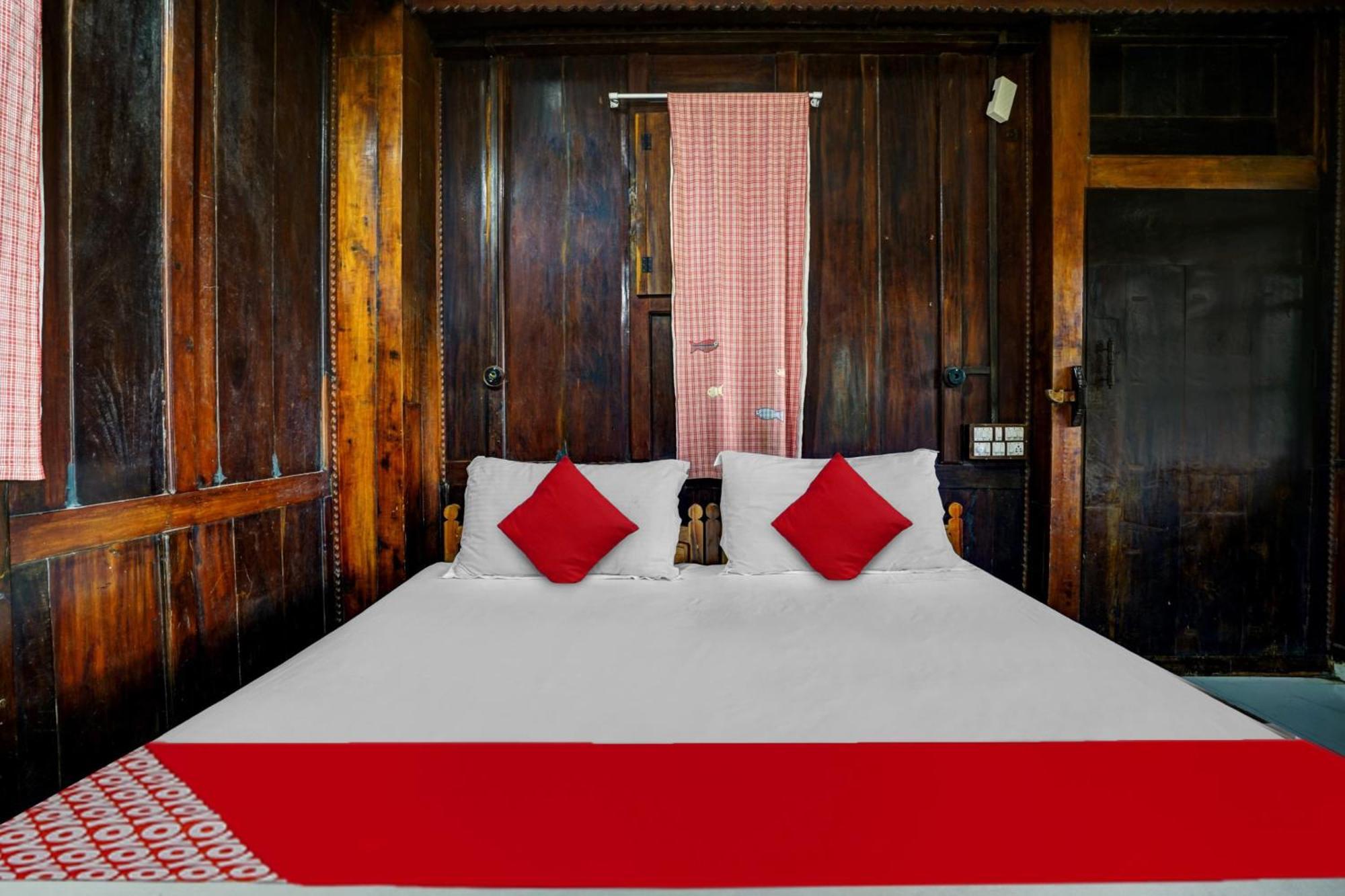 Oyo Flagship Meadow View Inn Thekkady Eksteriør bilde