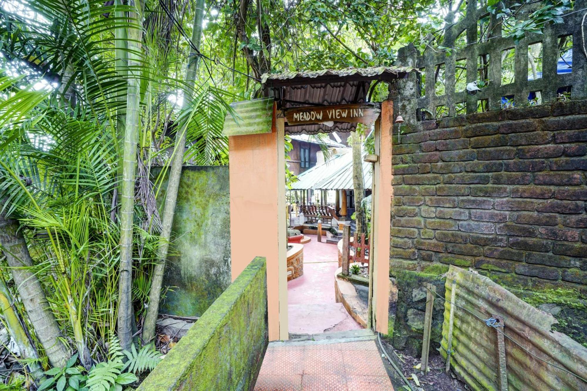 Oyo Flagship Meadow View Inn Thekkady Eksteriør bilde